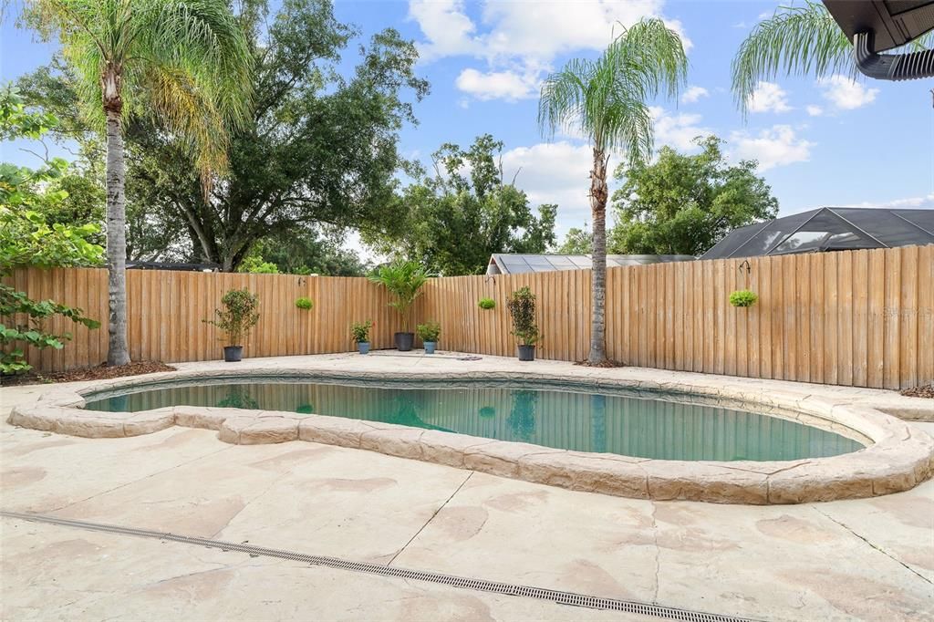Active With Contract: $514,900 (4 beds, 2 baths, 1843 Square Feet)
