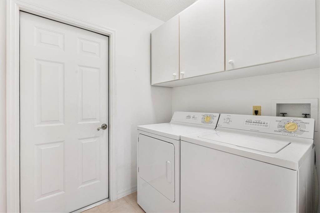 En Venta: $299,900 (2 camas, 2 baños, 1370 Pies cuadrados)
