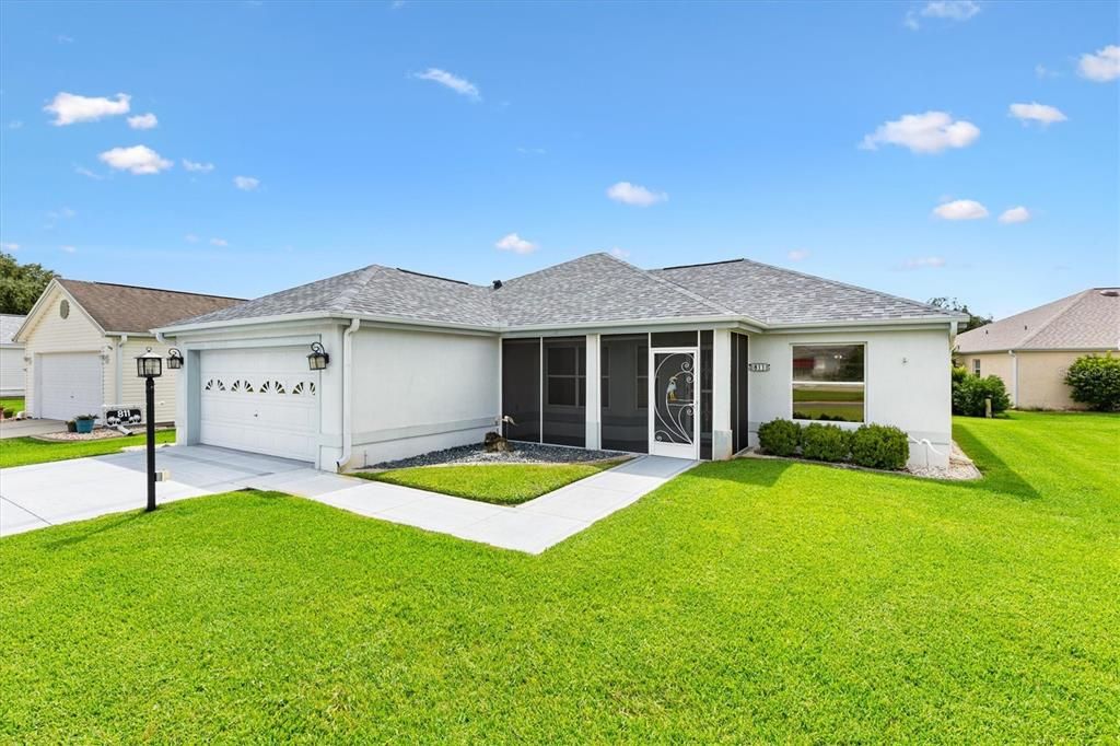 En Venta: $299,900 (2 camas, 2 baños, 1370 Pies cuadrados)