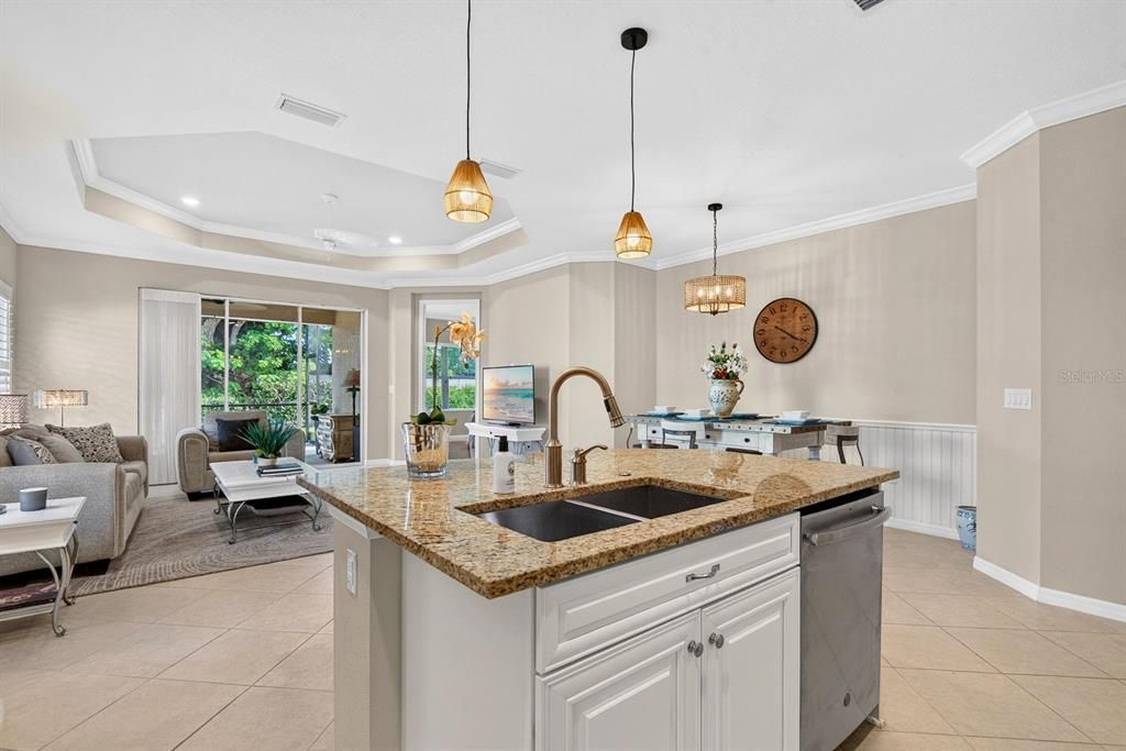 En Venta: $529,000 (2 camas, 2 baños, 1525 Pies cuadrados)
