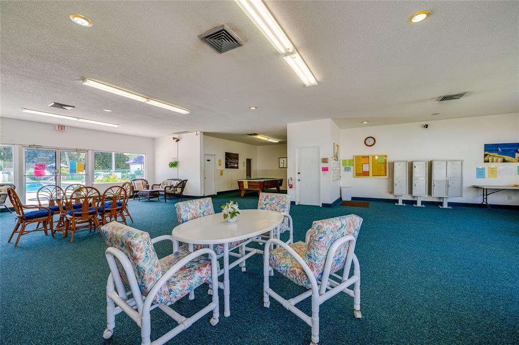 For Sale: $112,500 (2 beds, 1 baths, 784 Square Feet)