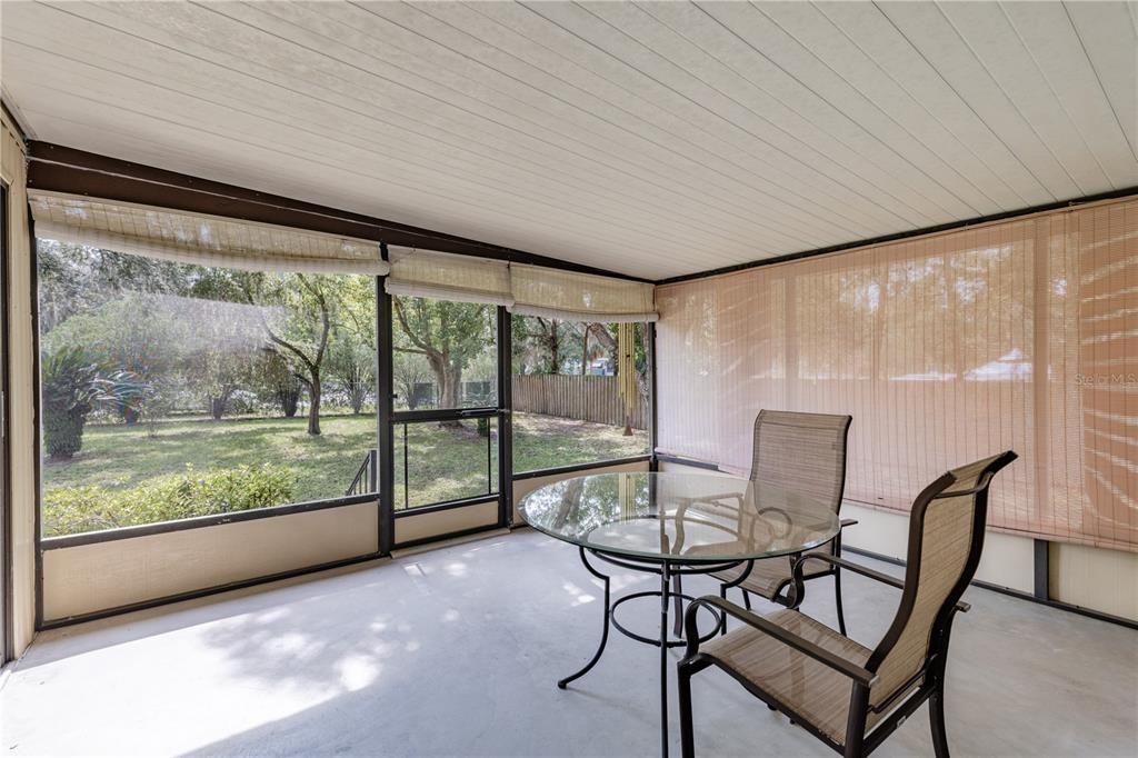 Active With Contract: $209,000 (2 beds, 2 baths, 1080 Square Feet)
