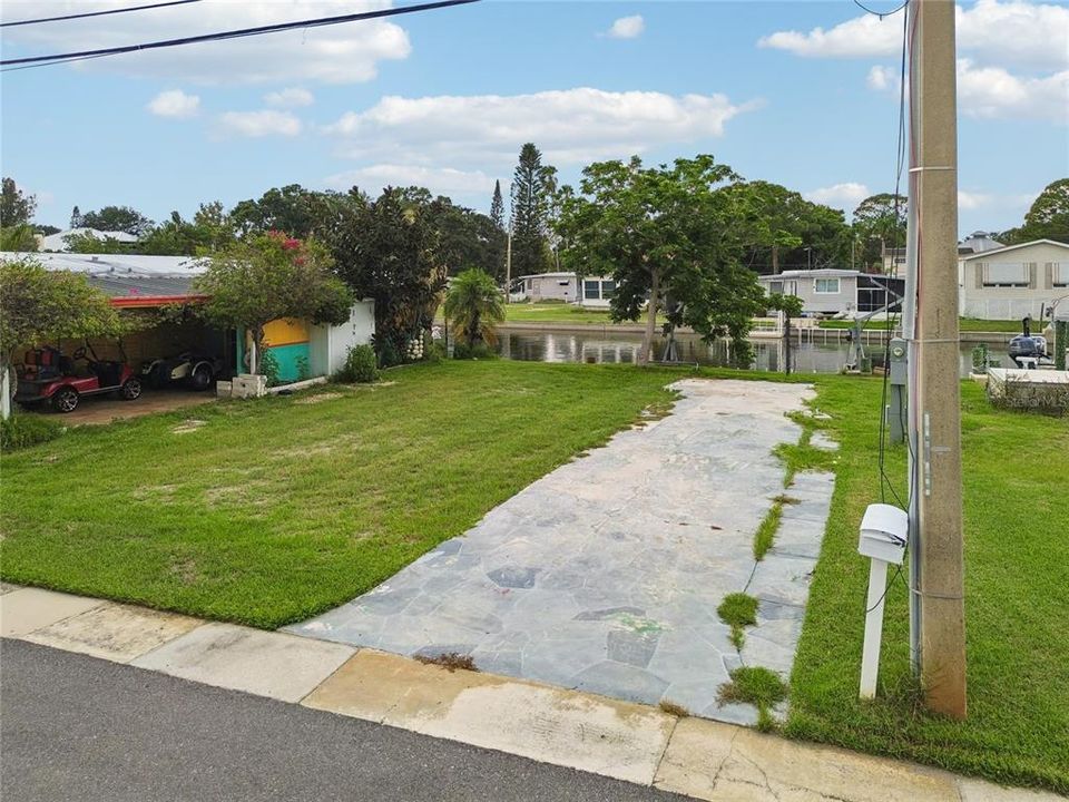 For Sale: $135,000 (14.28 acres)