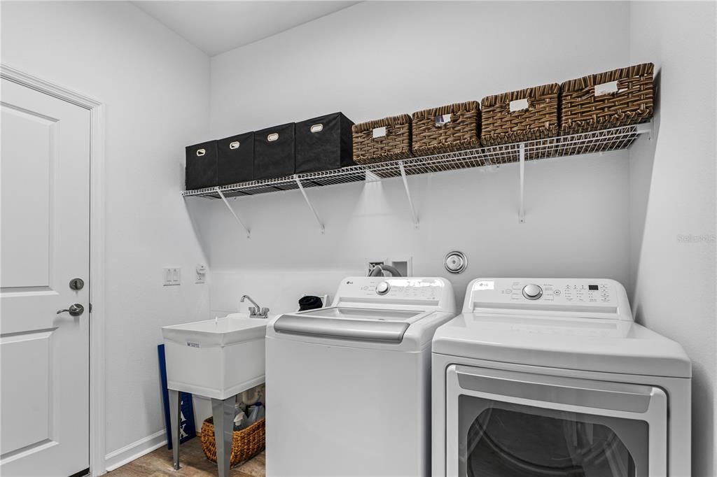 For Sale: $354,900 (2 beds, 2 baths, 1160 Square Feet)