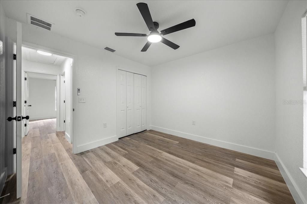 For Sale: $234,999 (3 beds, 2 baths, 1204 Square Feet)