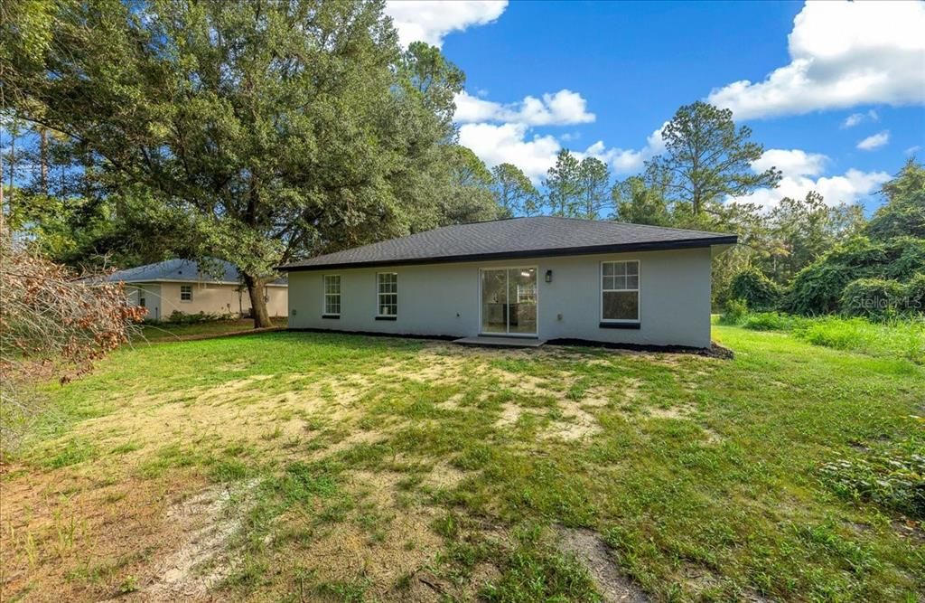 For Sale: $234,999 (3 beds, 2 baths, 1204 Square Feet)