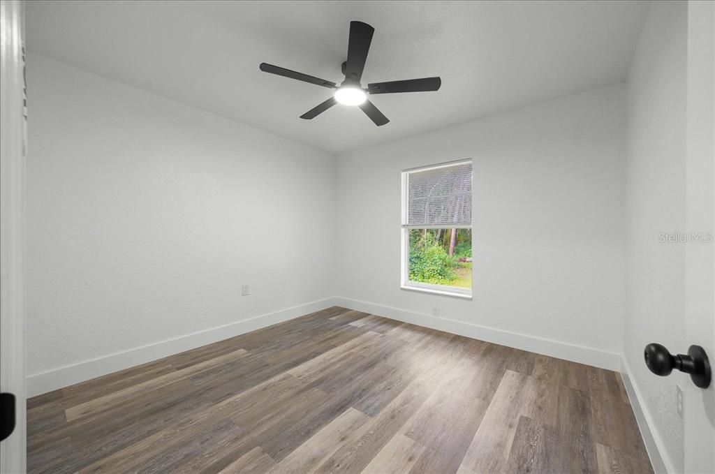 For Sale: $234,999 (3 beds, 2 baths, 1204 Square Feet)