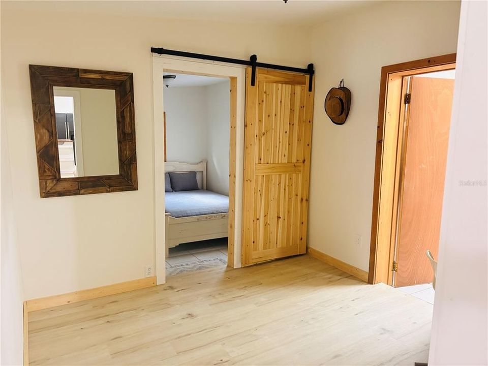 For Sale: $399,000 (3 beds, 1 baths, 1133 Square Feet)