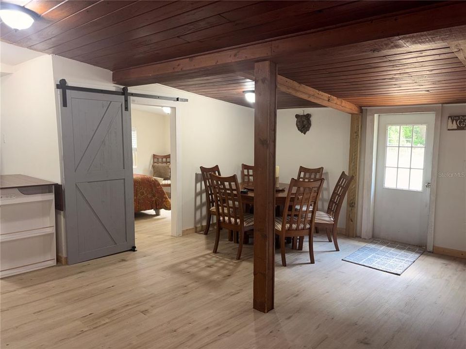 For Sale: $399,000 (3 beds, 1 baths, 1133 Square Feet)
