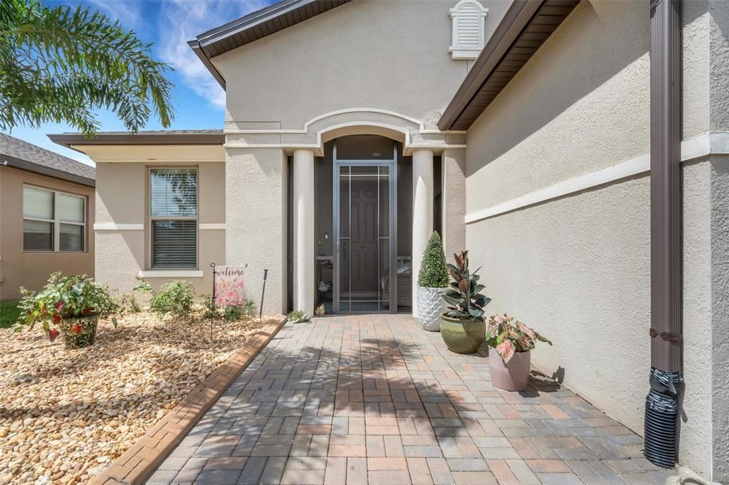 For Sale: $449,000 (3 beds, 2 baths, 2320 Square Feet)