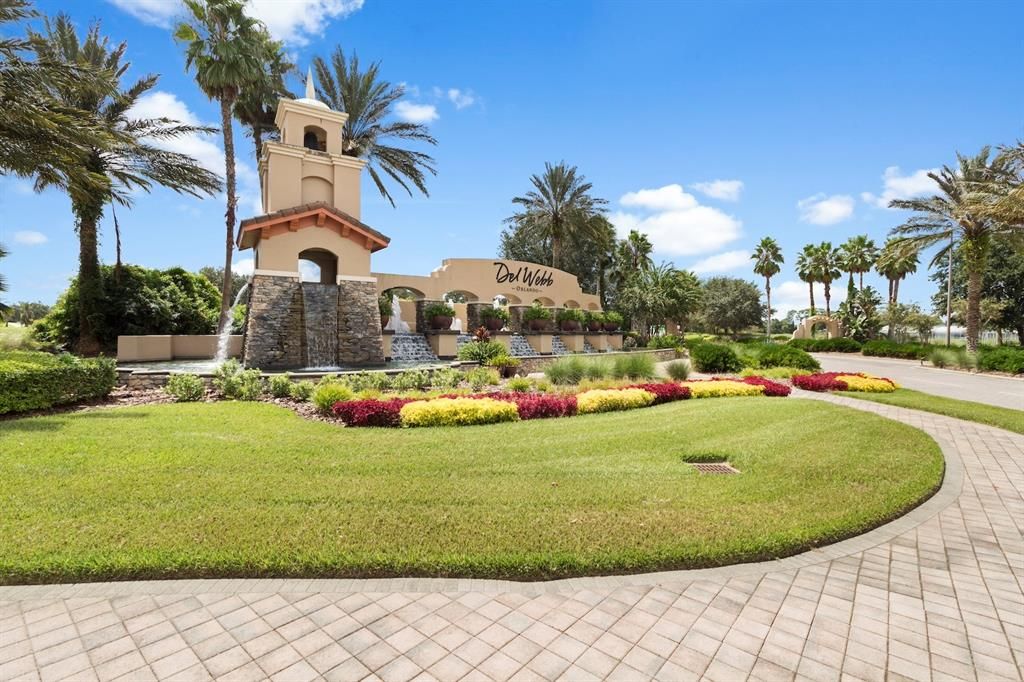 For Sale: $449,000 (3 beds, 2 baths, 2320 Square Feet)