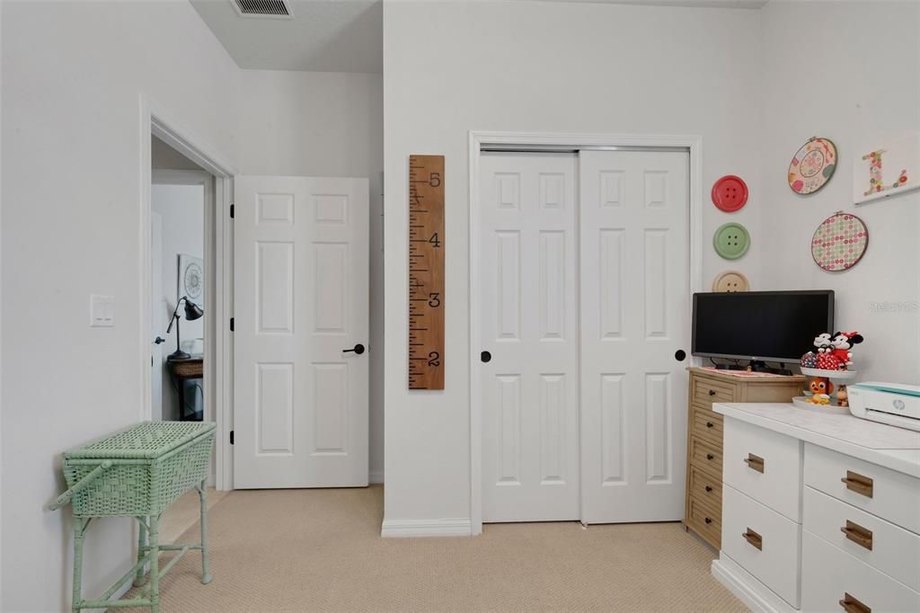 For Sale: $449,000 (3 beds, 2 baths, 2320 Square Feet)