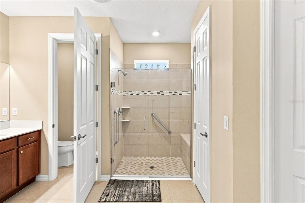 For Sale: $474,000 (4 beds, 3 baths, 2200 Square Feet)