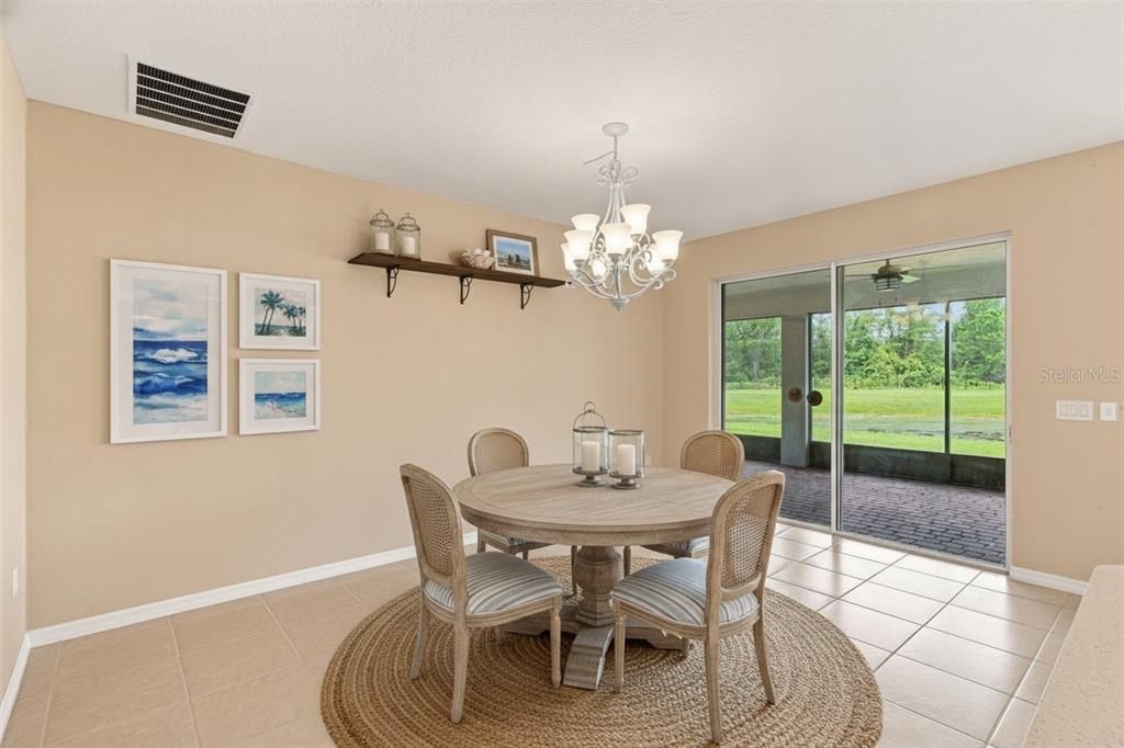 For Sale: $474,000 (4 beds, 3 baths, 2200 Square Feet)