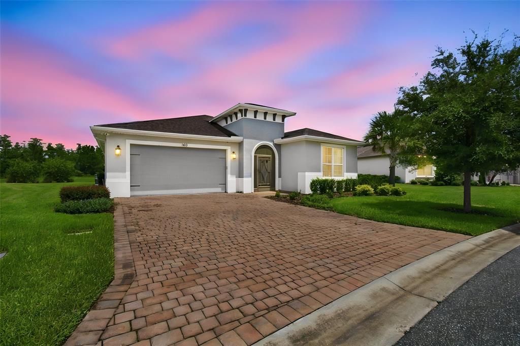 For Sale: $474,000 (4 beds, 3 baths, 2200 Square Feet)