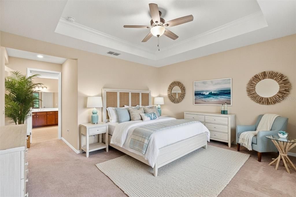 For Sale: $474,000 (4 beds, 3 baths, 2200 Square Feet)