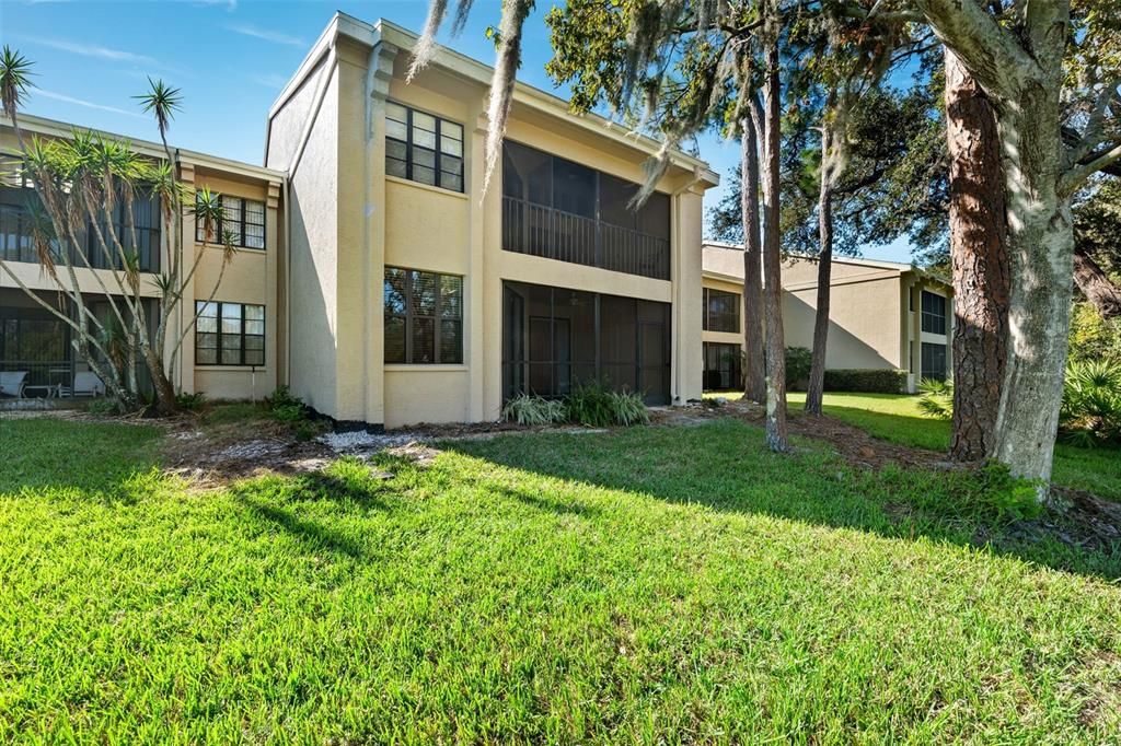 For Sale: $250,000 (2 beds, 2 baths, 1334 Square Feet)