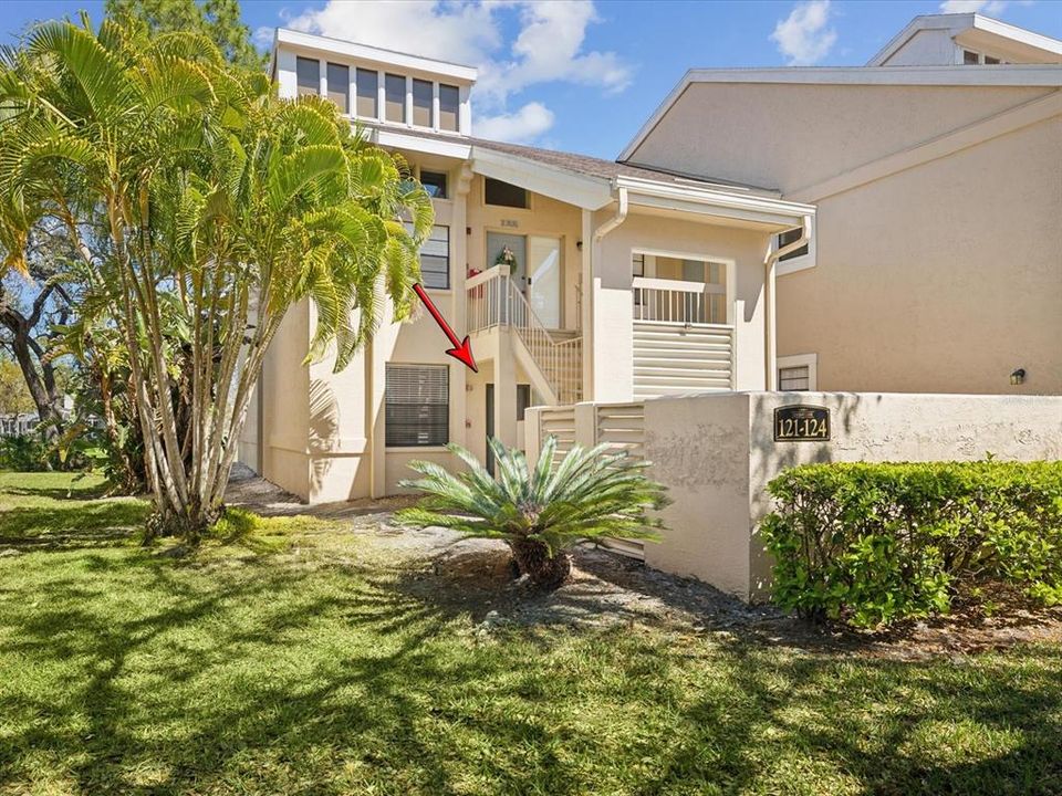 For Sale: $250,000 (2 beds, 2 baths, 1334 Square Feet)
