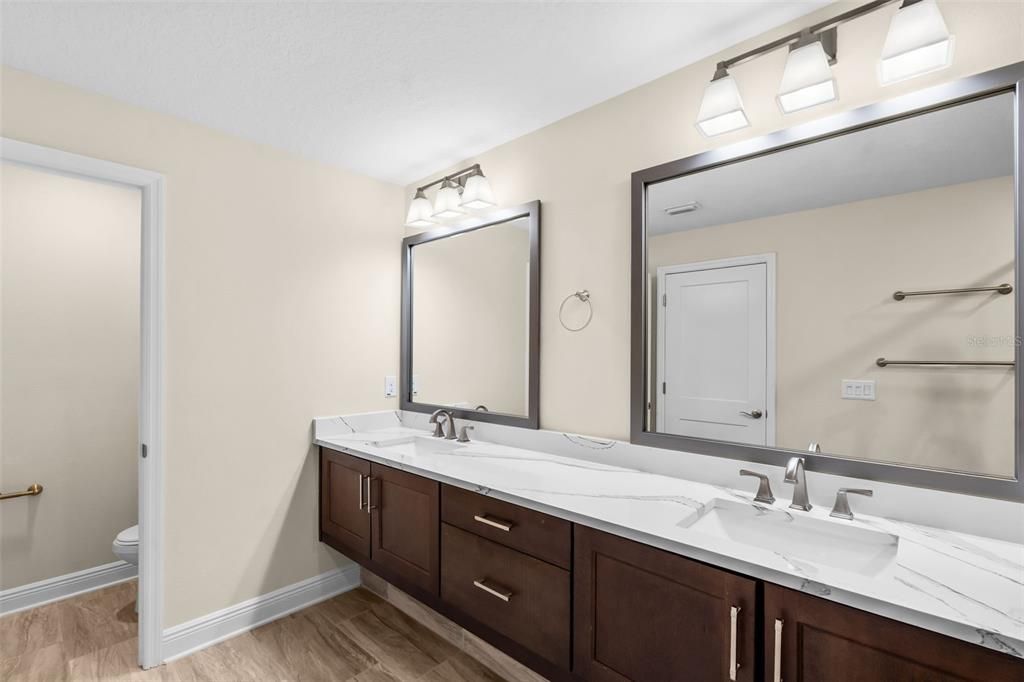 For Sale: $1,099,999 (3 beds, 2 baths, 2280 Square Feet)