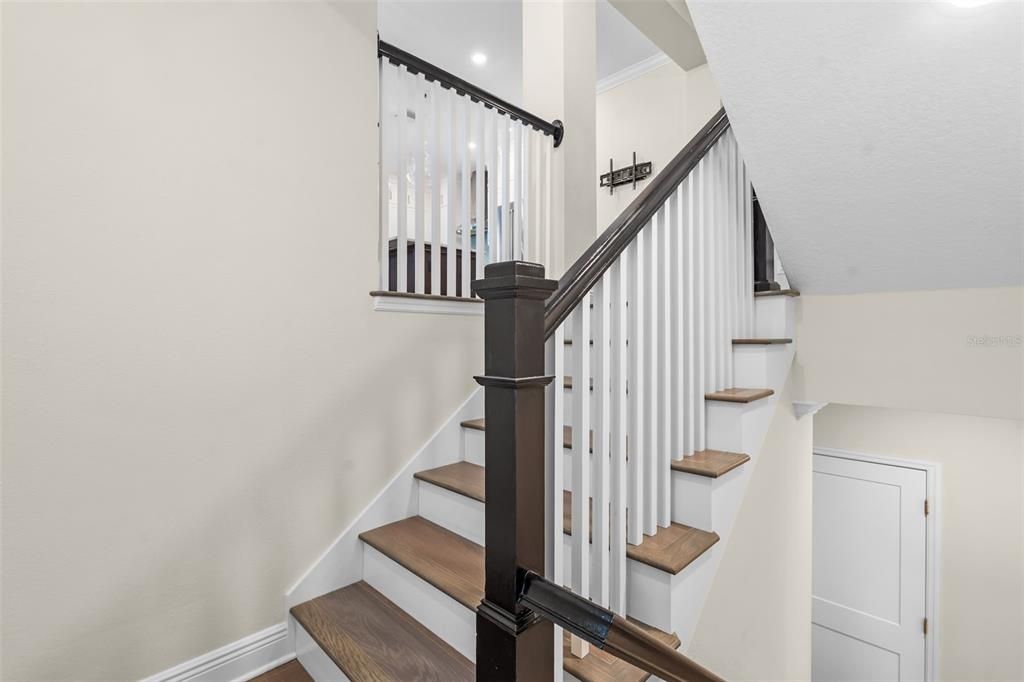For Sale: $1,099,999 (3 beds, 2 baths, 2280 Square Feet)