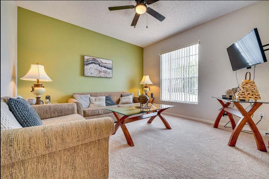For Sale: $375,000 (5 beds, 3 baths, 1825 Square Feet)