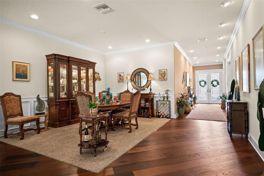 En Venta: $1,100,000 (4 camas, 3 baños, 3094 Pies cuadrados)
