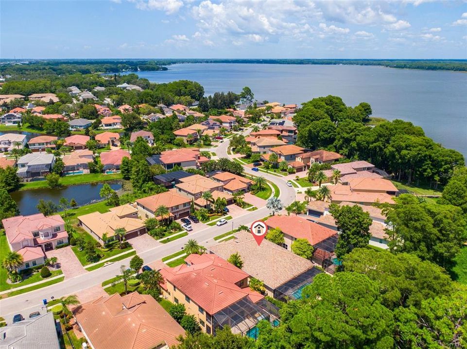 En Venta: $1,100,000 (4 camas, 3 baños, 3094 Pies cuadrados)