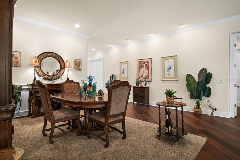 En Venta: $1,100,000 (4 camas, 3 baños, 3094 Pies cuadrados)