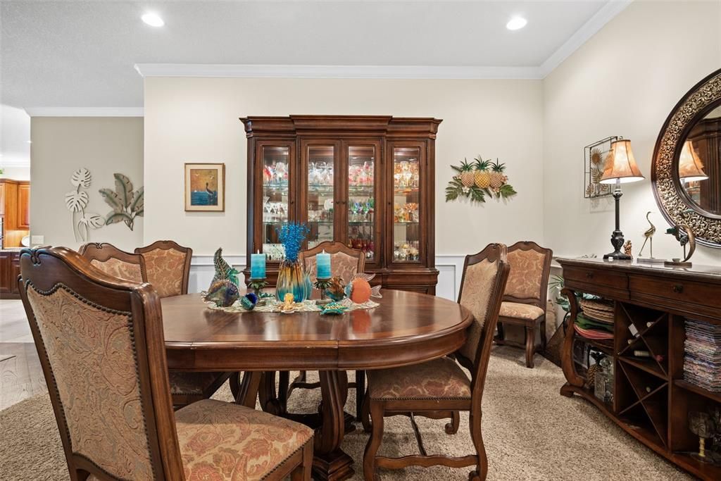 En Venta: $1,100,000 (4 camas, 3 baños, 3094 Pies cuadrados)