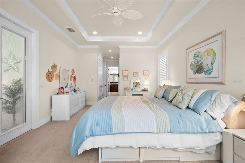 En Venta: $1,100,000 (4 camas, 3 baños, 3094 Pies cuadrados)
