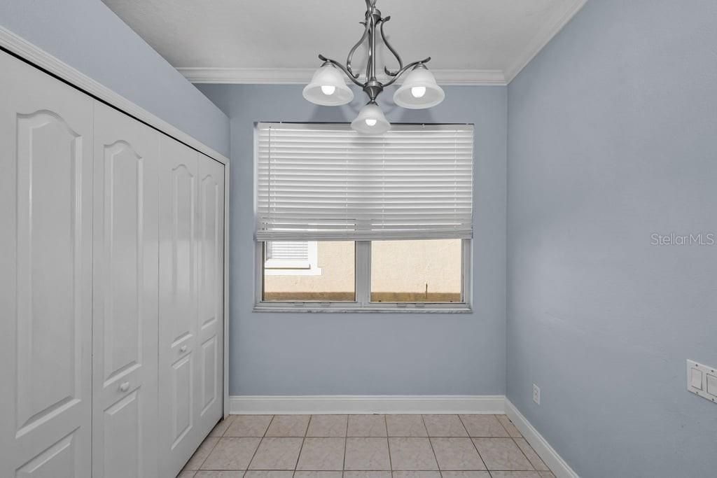 For Sale: $399,900 (4 beds, 2 baths, 1685 Square Feet)