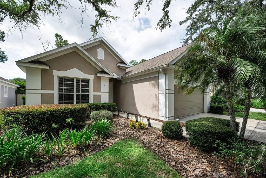 For Sale: $399,900 (4 beds, 2 baths, 1685 Square Feet)