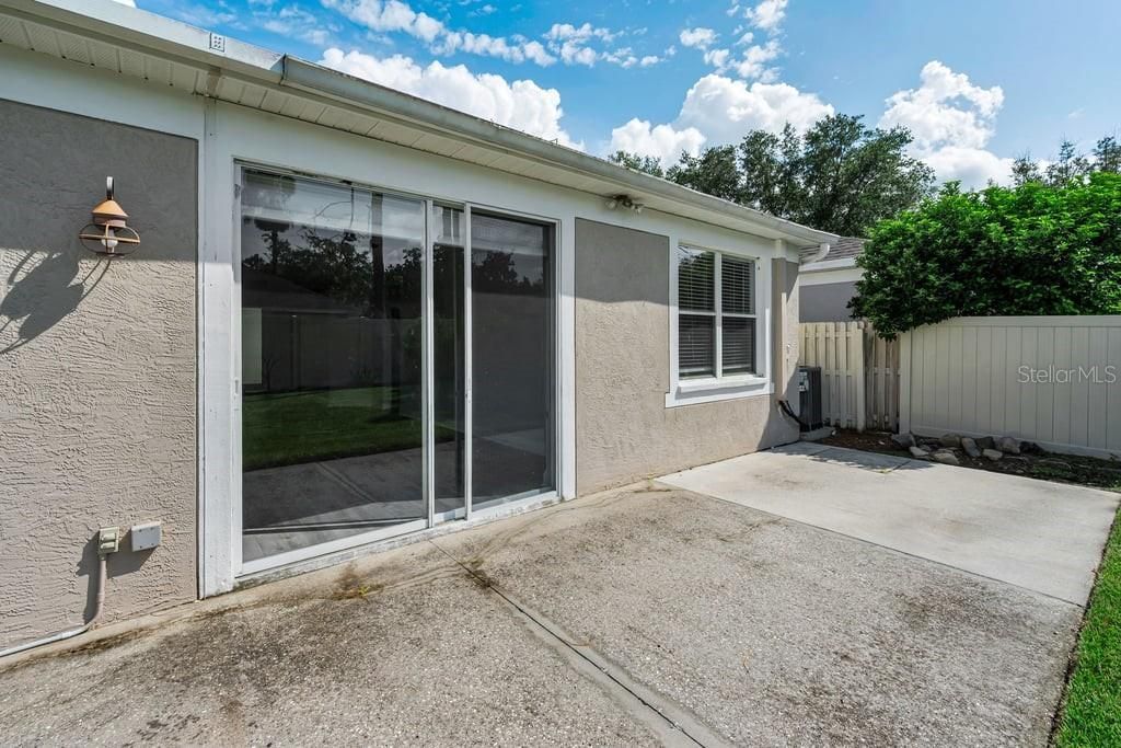 For Sale: $399,900 (4 beds, 2 baths, 1685 Square Feet)