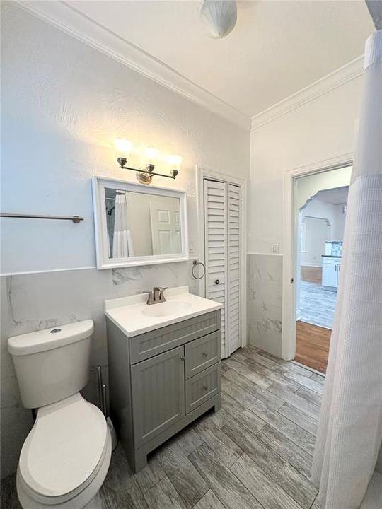 For Rent: $4,800 (4 beds, 2 baths, 1957 Square Feet)