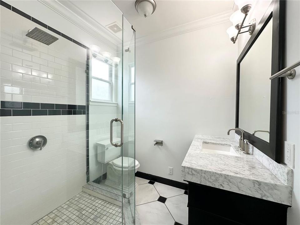For Rent: $4,800 (4 beds, 2 baths, 1957 Square Feet)
