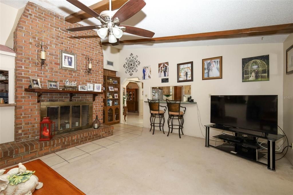 En Venta: $495,000 (4 camas, 3 baños, 3016 Pies cuadrados)