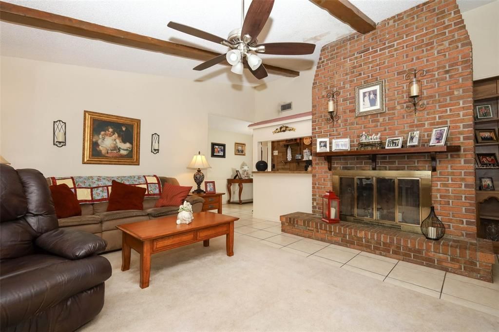 En Venta: $495,000 (4 camas, 3 baños, 3016 Pies cuadrados)