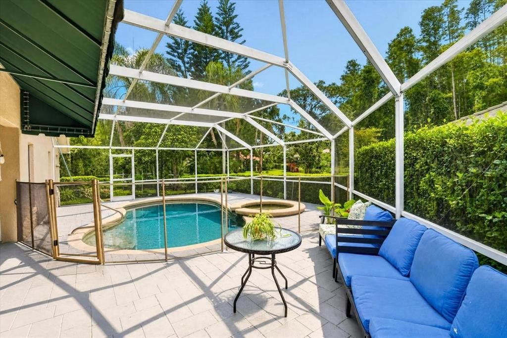 En Venta: $675,000 (4 camas, 3 baños, 2143 Pies cuadrados)