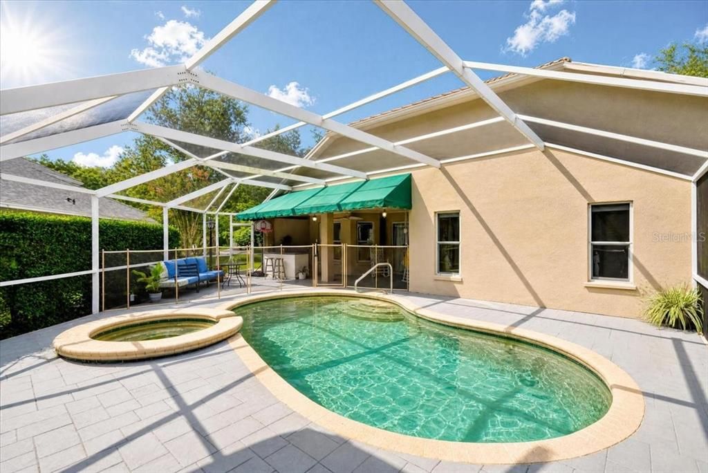 En Venta: $675,000 (4 camas, 3 baños, 2143 Pies cuadrados)