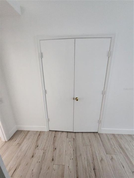 For Rent: $2,795 (4 beds, 2 baths, 1956 Square Feet)