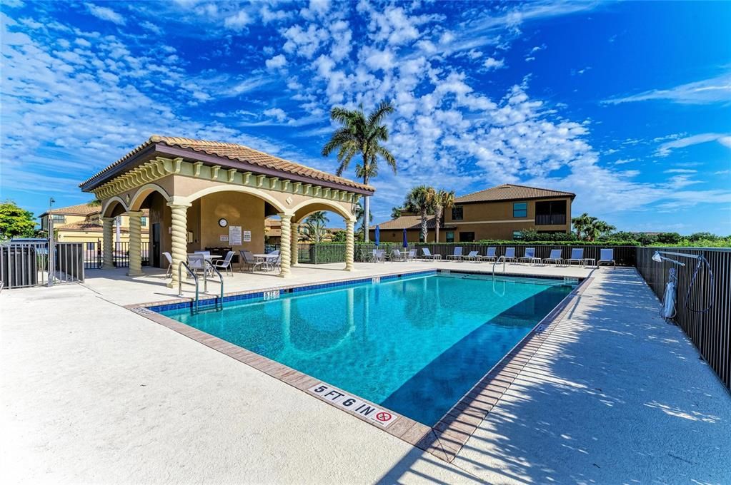 For Rent: $2,000 (2 beds, 2 baths, 1156 Square Feet)