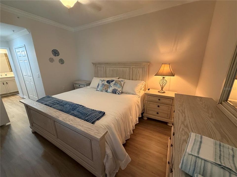 For Rent: $2,000 (2 beds, 2 baths, 1156 Square Feet)