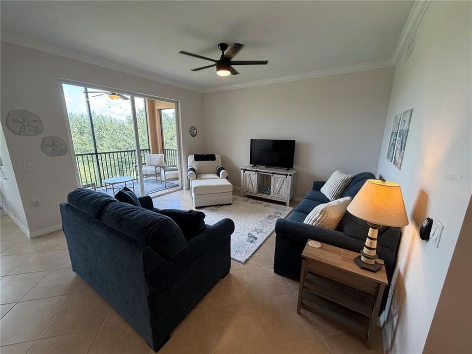 For Rent: $2,000 (2 beds, 2 baths, 1156 Square Feet)