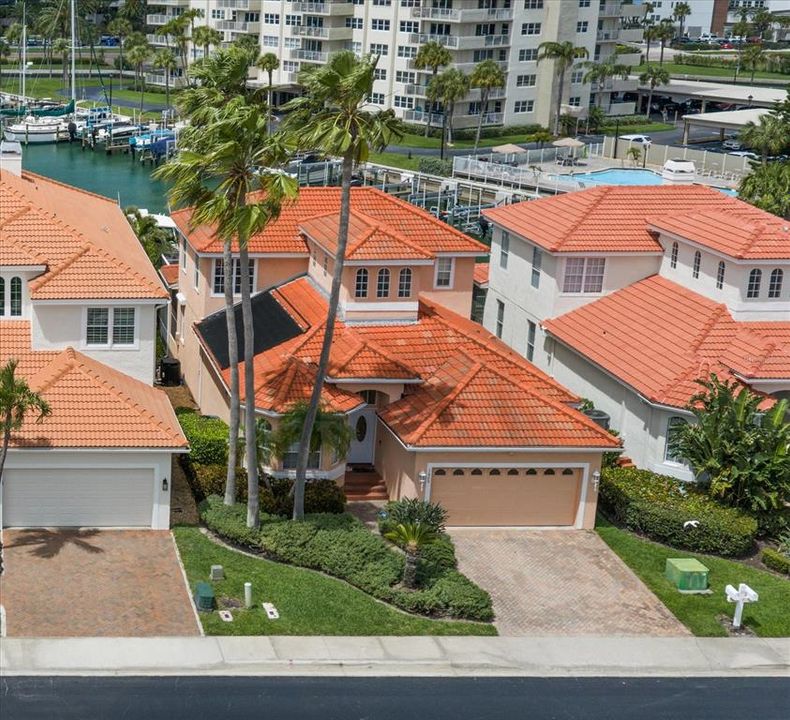 En Venta: $1,615,000 (3 camas, 3 baños, 2306 Pies cuadrados)
