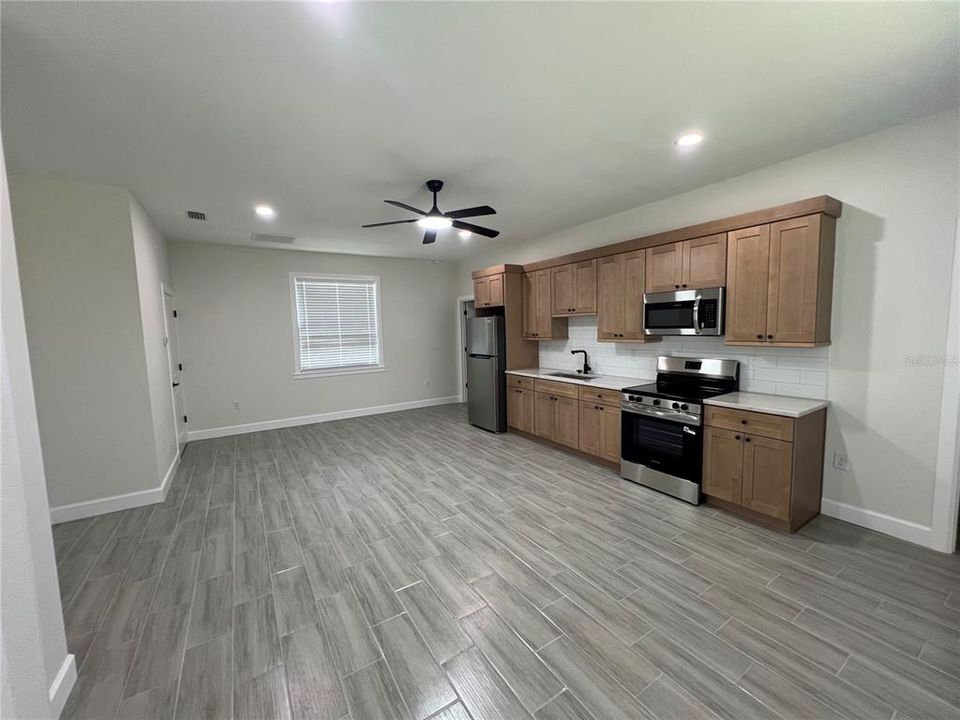 For Rent: $3,000 (4 beds, 4 baths, 1865 Square Feet)