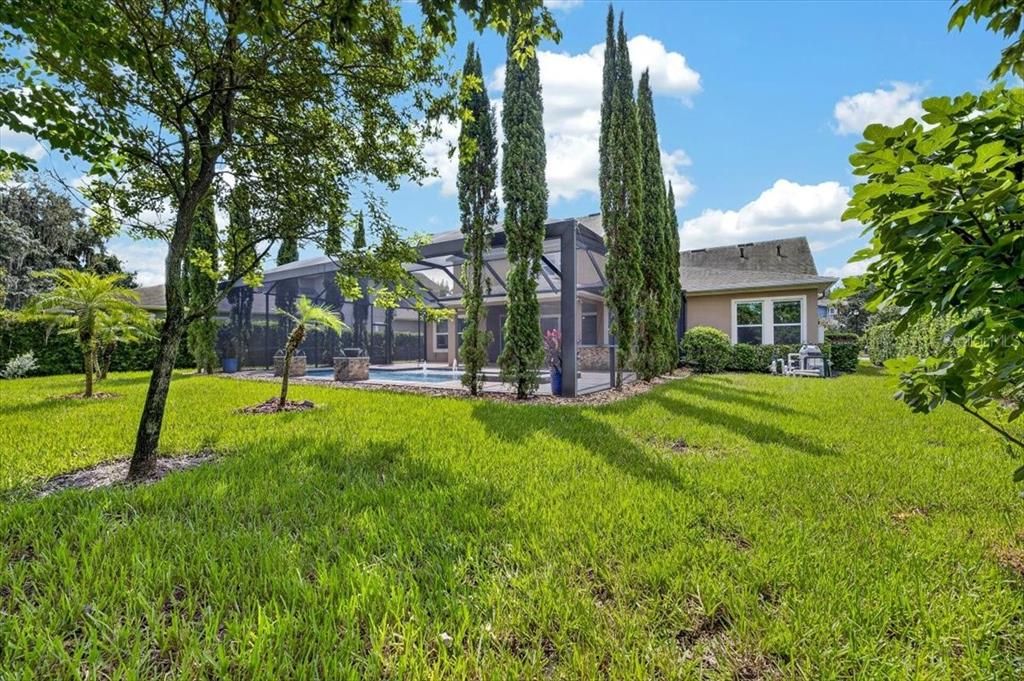 Activo con contrato: $895,000 (4 camas, 3 baños, 3576 Pies cuadrados)