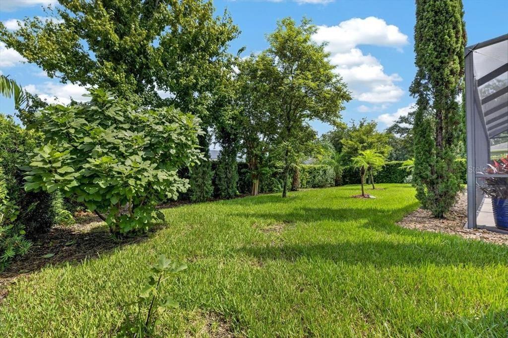 Activo con contrato: $895,000 (4 camas, 3 baños, 3576 Pies cuadrados)