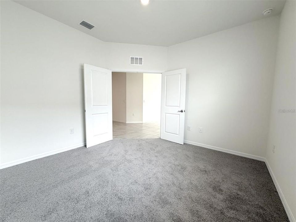 For Rent: $2,200 (2 beds, 2 baths, 1566 Square Feet)