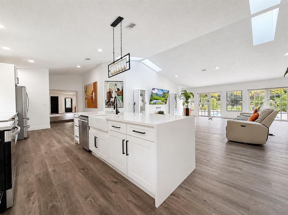 For Sale: $1,185,000 (5 beds, 4 baths, 3631 Square Feet)