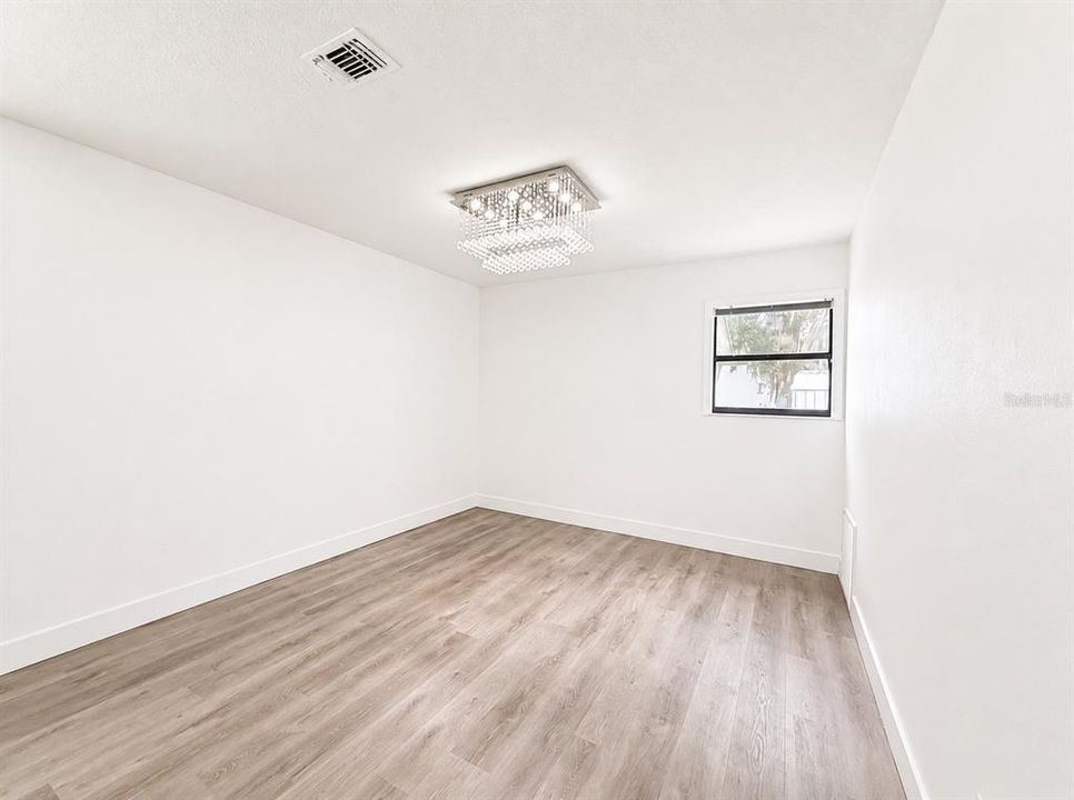 For Sale: $1,185,000 (5 beds, 4 baths, 3631 Square Feet)